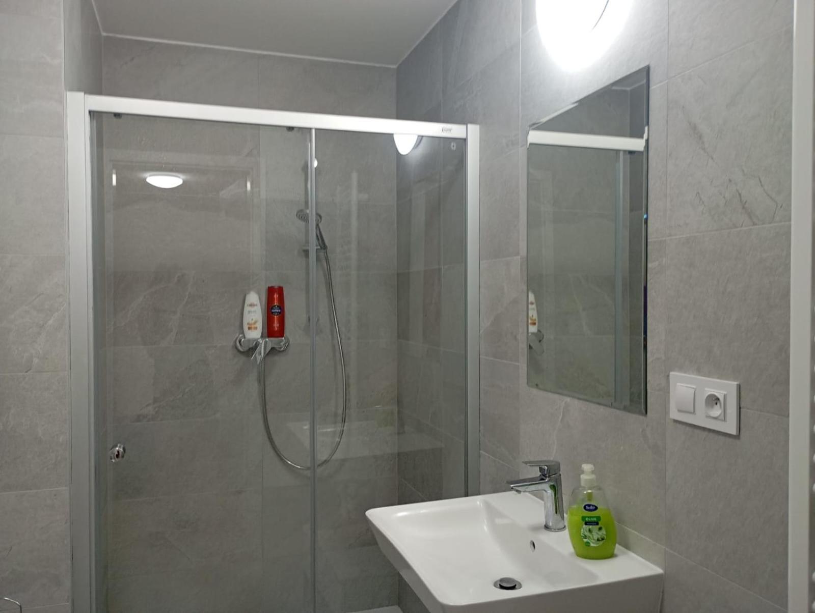 Novy Apartman S Terasou Brno Exteriér fotografie